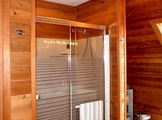 17061 Lutz Rd, Stewartstown, PA 17363