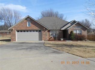 4841 Kimberly Pl, Springdale, AR 72764