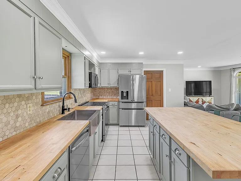 3025 Trewhitt Rd SE — Photo 11