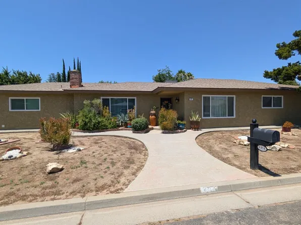 404 Fall Ave, Madera, CA 93637