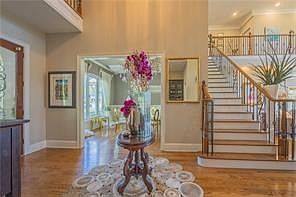 3rd image of 4826 Rose Heights Dr