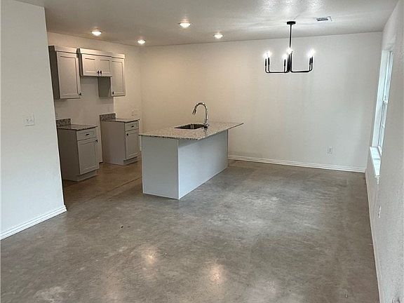 4th image of 420 Lexington Ave