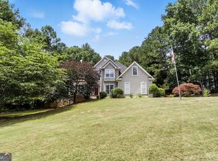 136 Barrington Grange Dr, Sharpsburg, GA 30277