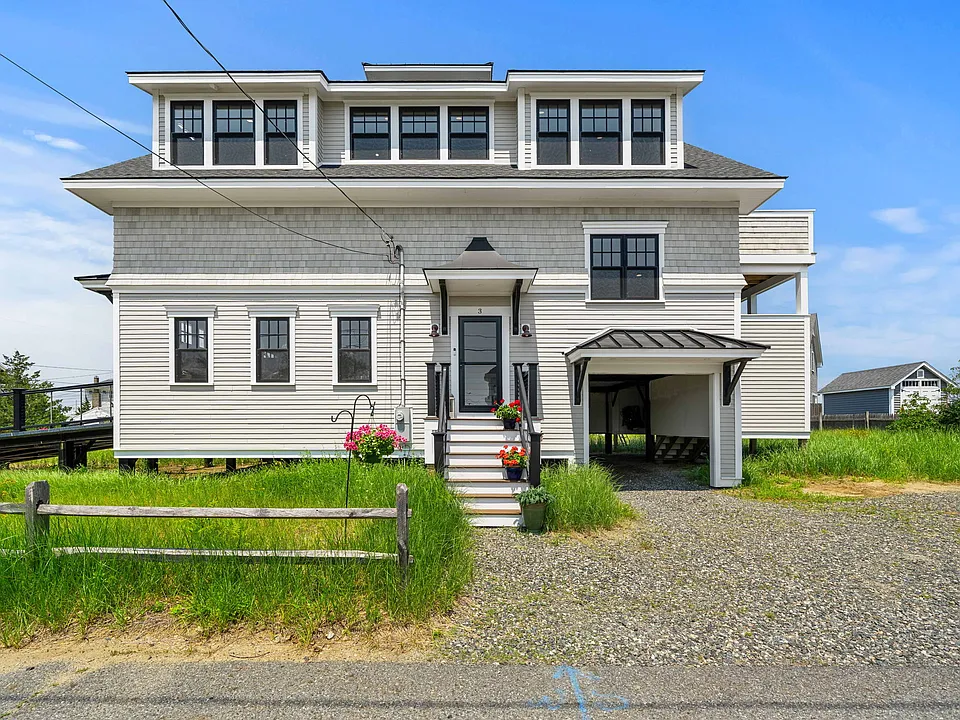 3 Louise St