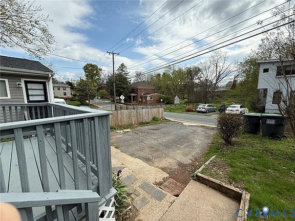 5th image of 517 7 1/2 St SW