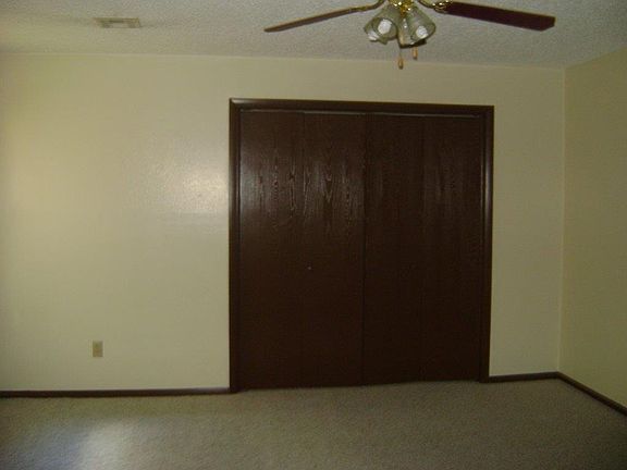 4th image of 7911 NW Crossland Cir