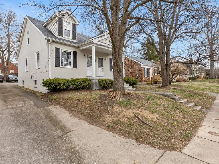 131 Lackawanna Rd #1/2 — Photo 2