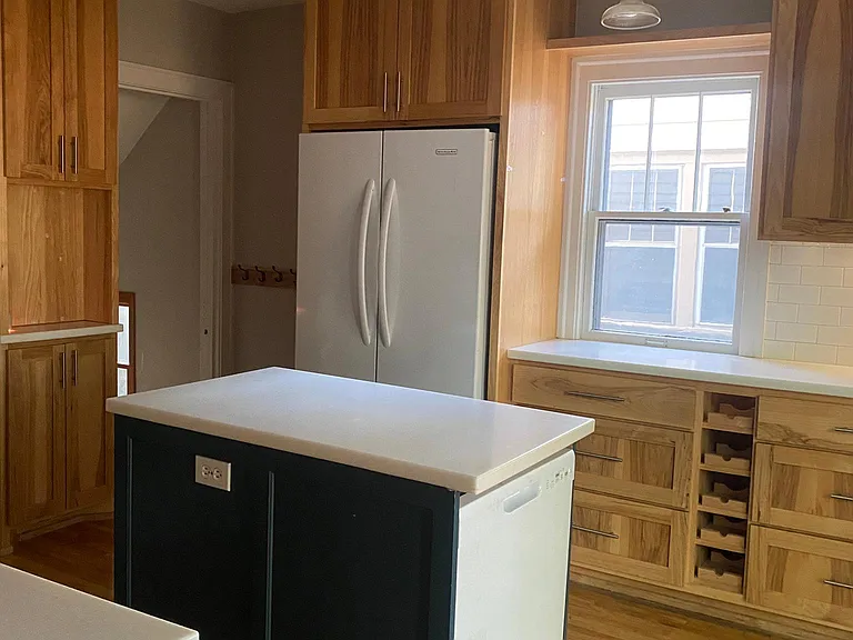 1286 Lafond Ave — Photo 5