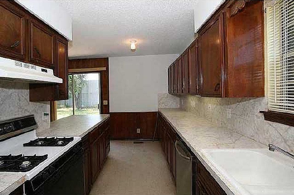 2nd image of 3646 S 106th East Ave