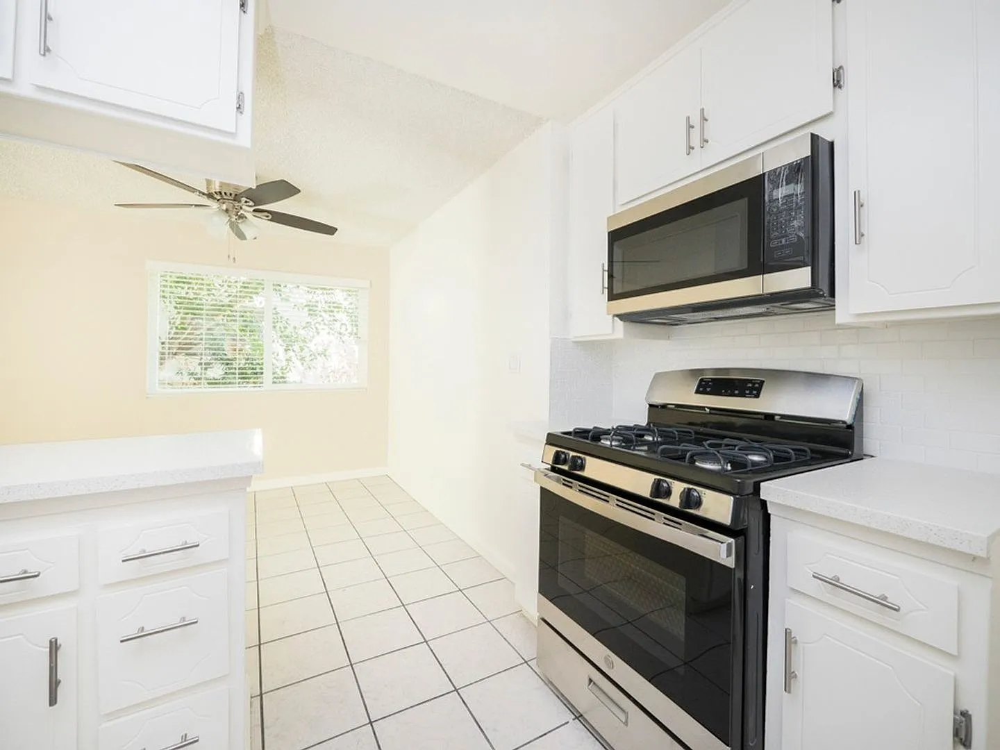 1641 Veteran Ave — Photo 4
