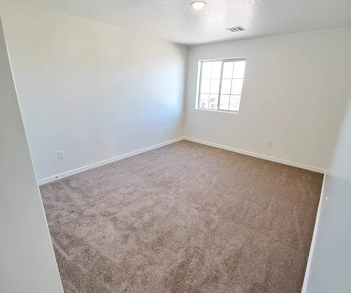 3294 E Tanoak Dr — Photo 16