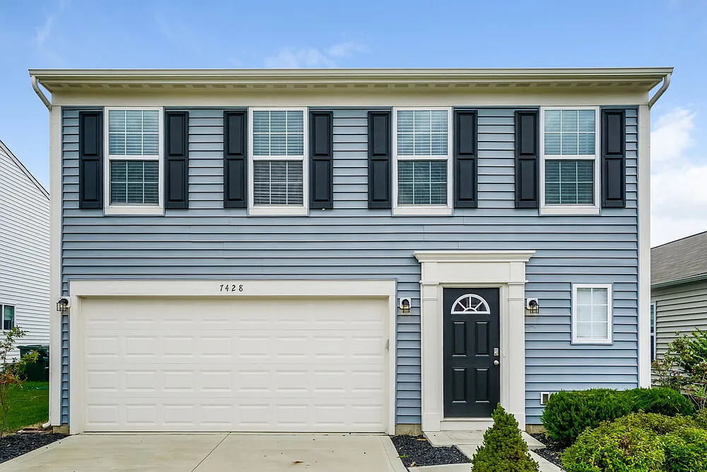 3 bed, 2.5 bath, 1716 sqft, $2,255 — Photo 1