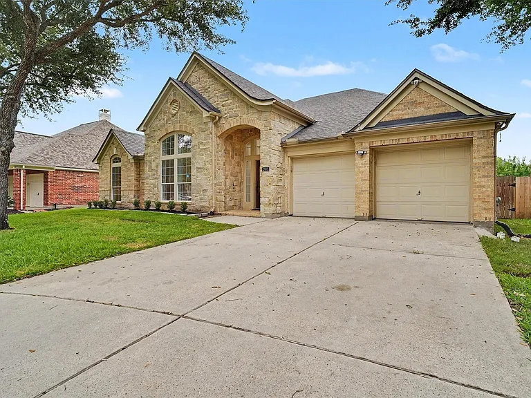 2905 Summer Cape Ct — Photo 32