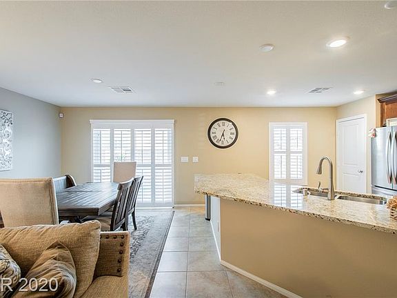 4th image of 7870 Brookside Falls Ct