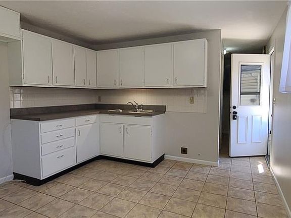 2nd image of 629 Case Ave