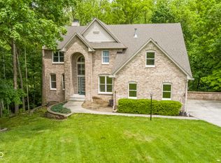 1040 Sullivans Rdg, Zionsville, IN 46077