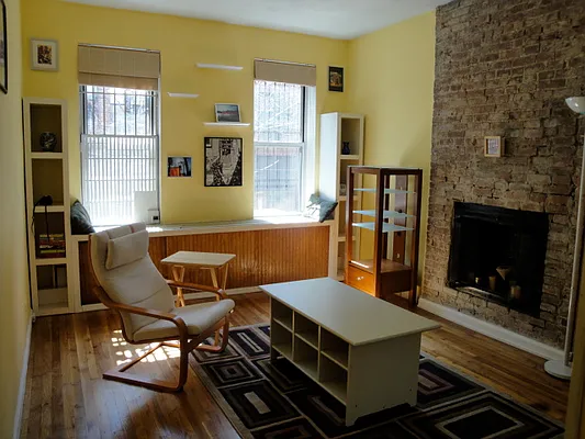 Sold by CLB Realty | media 3
