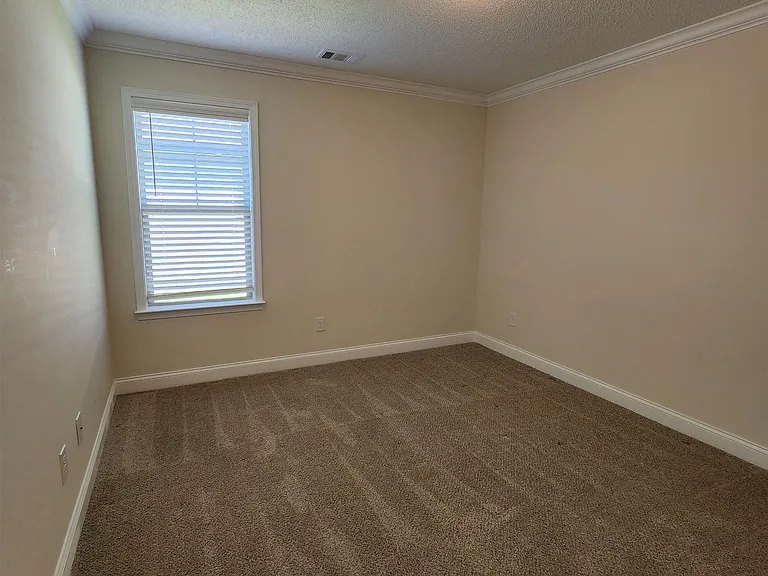 502 Charlestown Way — Photo 24