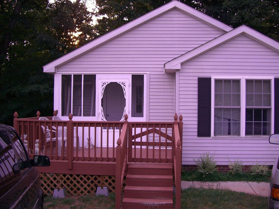 8x12 deck added 2007