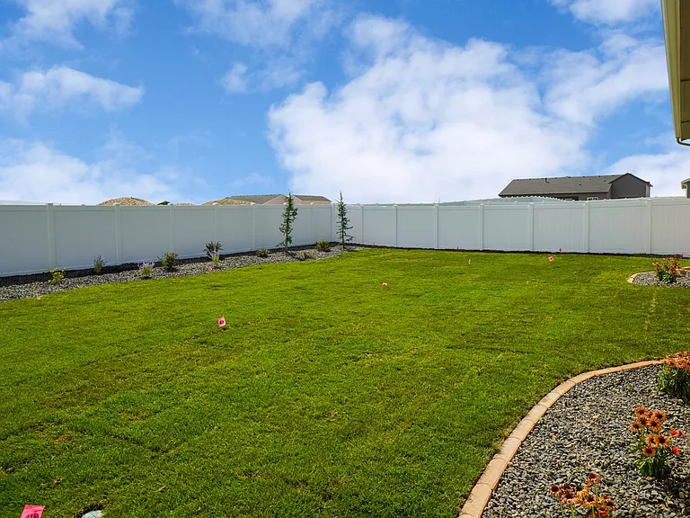 14561 Pine Knoll St — Photo 28