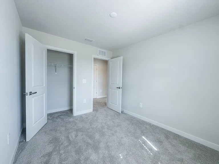 Guest bedroom 2