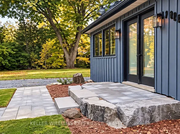 2035 Northern Ave, Innisfil, ON L9S 1Z4