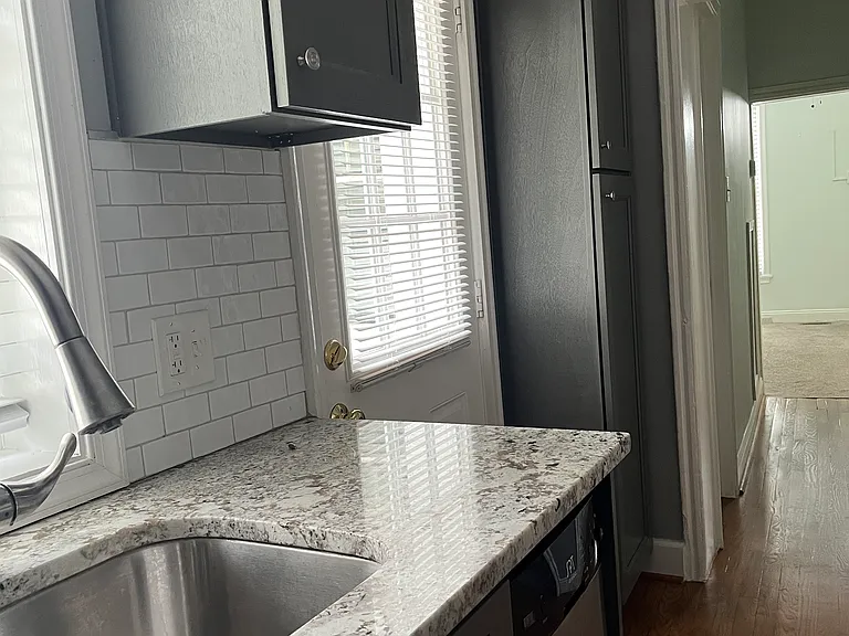 465 W South St — Photo 6