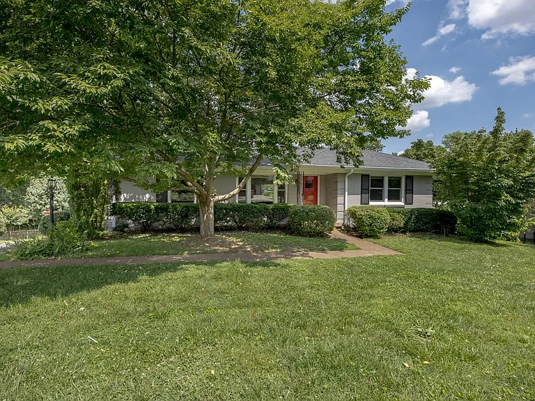 5235 Kincannon Dr — Photo 4
