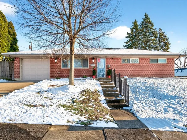 5002 Rye Dr, Huber Heights, OH 45424