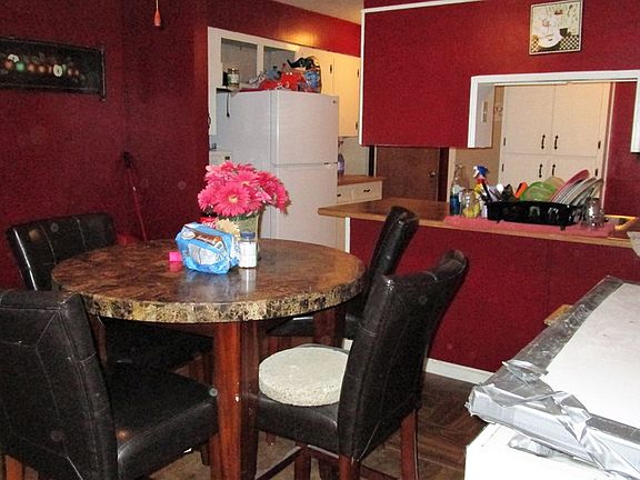 4th image of 713 Green Ave NW