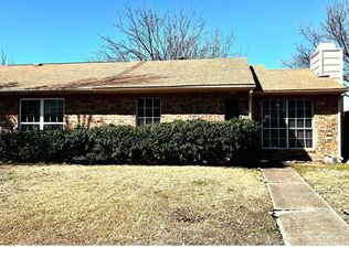 2449 Red River St, Mesquite, TX 75150
