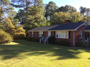 1007 Rollins Ave, Hamlet, NC 28345