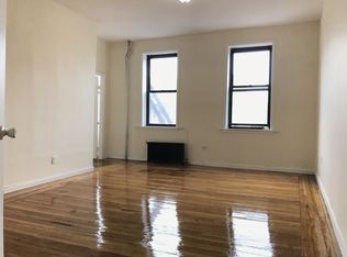 924 Ditmas Ave #2F, Brooklyn, NY 11218