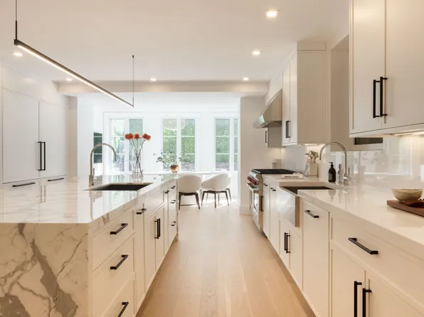 120 East 78th Street image 3 of 34