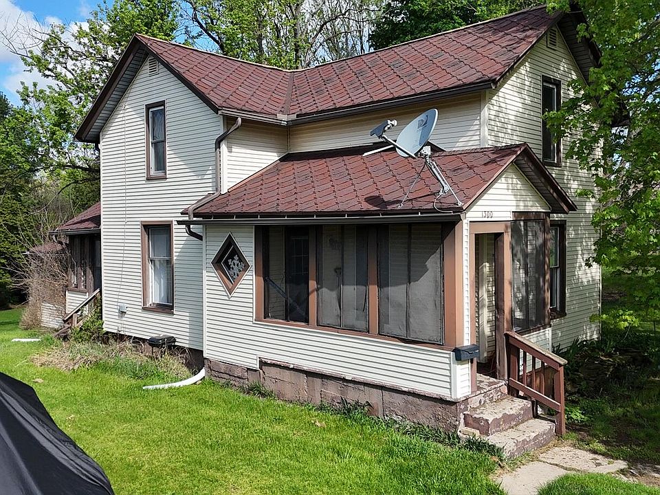 1st image of 1300 N Waterloo St