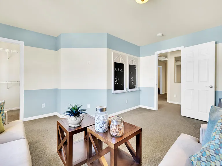 6147 Parma Ridge Ct — Photo 13