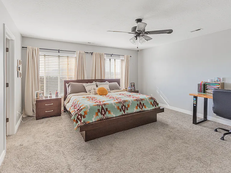 2869 W Chestnut St — Photo 12