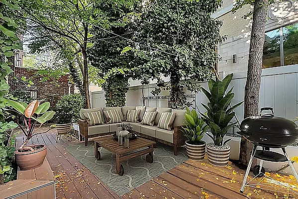 Rented by Compass | media 5