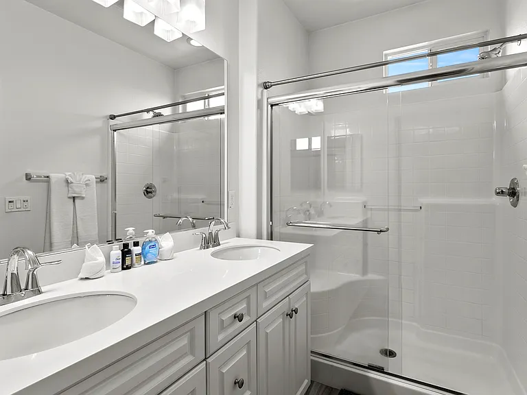 6397 Peacock Ct — Photo 19