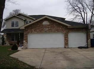 10712 Princess Ave, Chicago Ridge, IL 60415