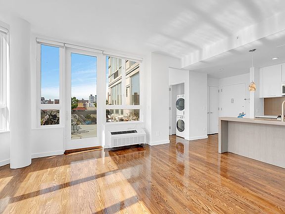 2nd image of 333 E 109th St APT 7A