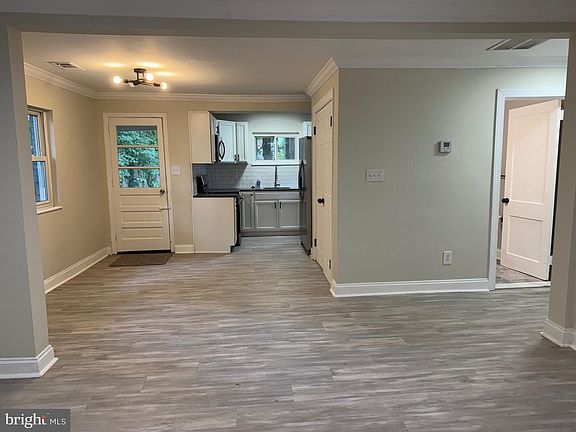 5th image of 3512 Pumphrey Dr