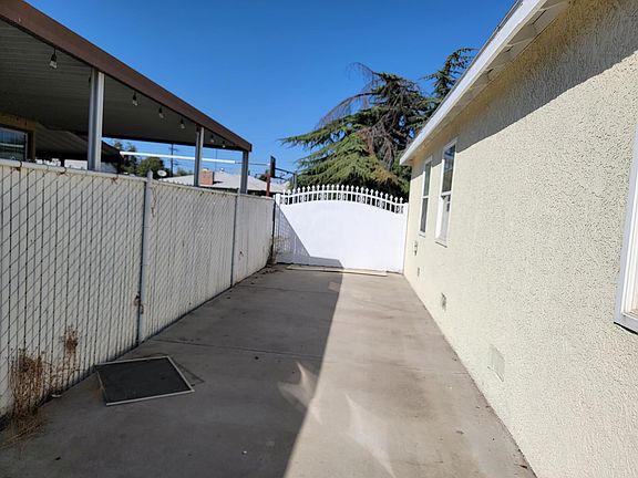 2nd image of 4718 E Laurel Ave