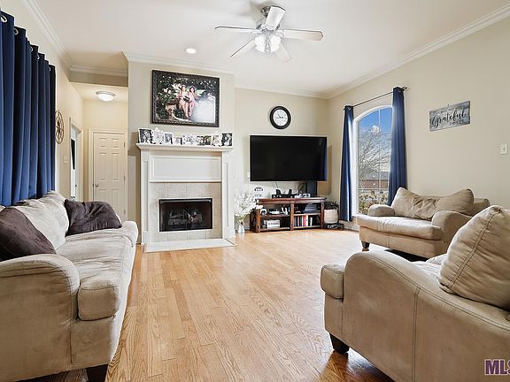 3rd image of 6249 Sandy Creek Ln