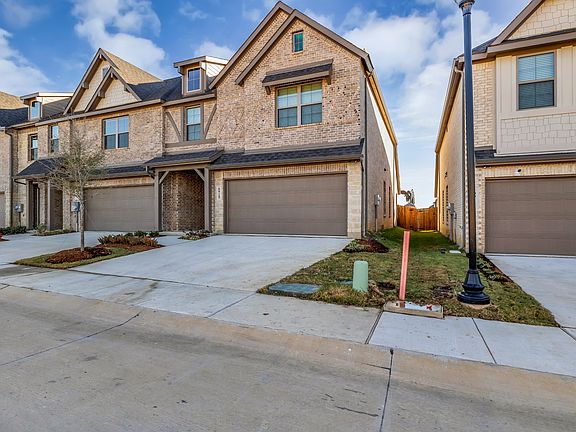 3rd image of 6915 Yellow Hammer Way #1