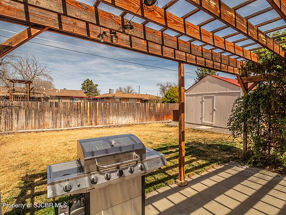 3rd image of 1608 Camino Rio