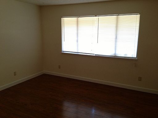 5th image of 3031 W Caldwell Ave APT A