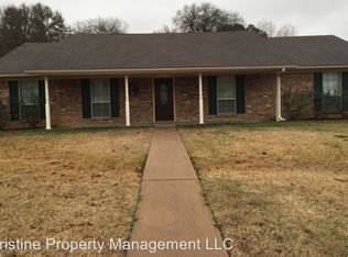 516 Hampshire St, Longview, TX 75605