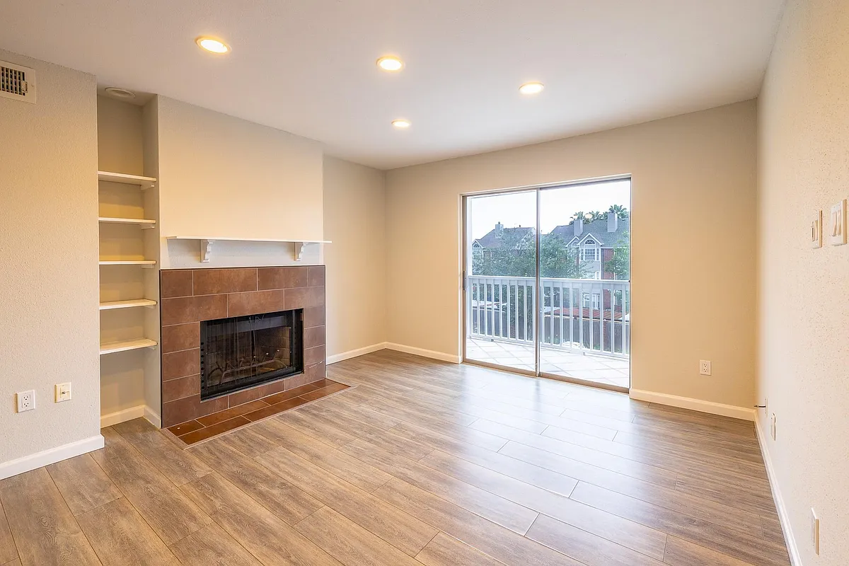 Building Photo - 2750 Holly Hall St #1608