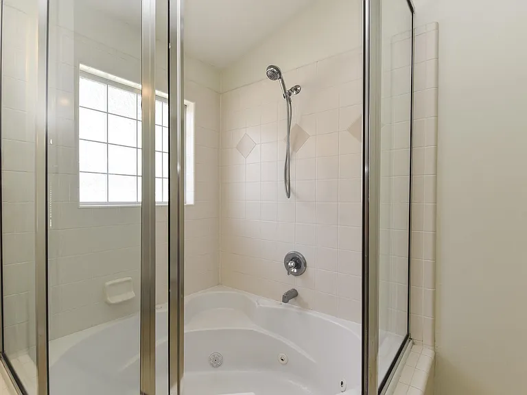 5309 Moonbeam Trl — Photo 21
